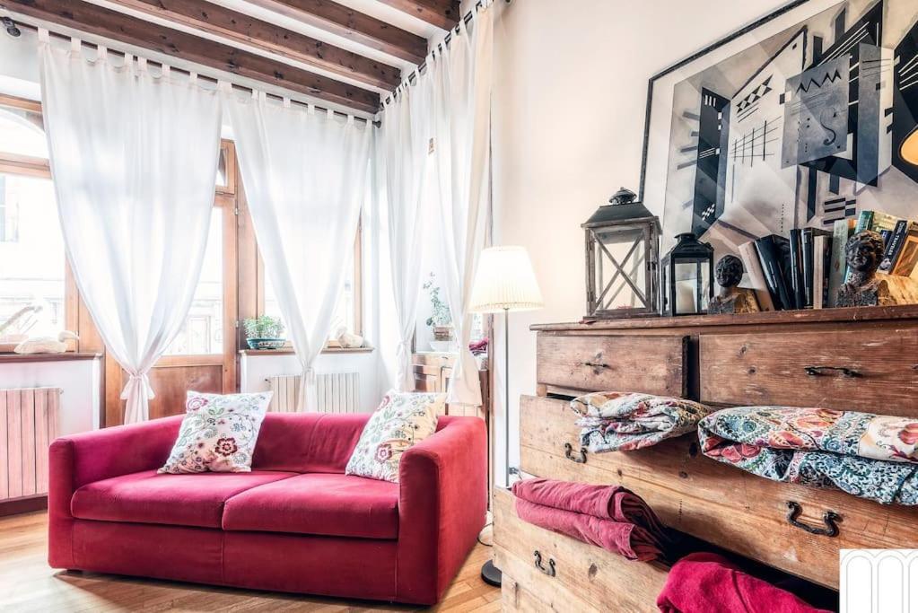 Loft Overlooking The Old Town . Feltre Luaran gambar