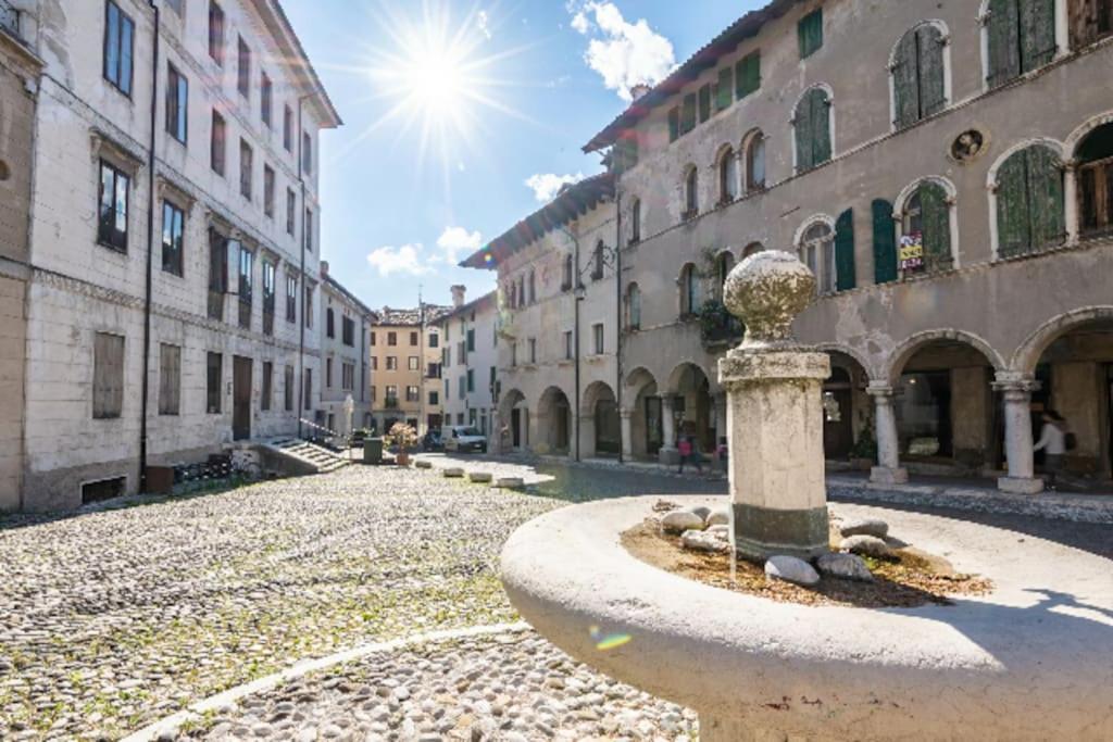 Loft Overlooking The Old Town . Feltre Luaran gambar