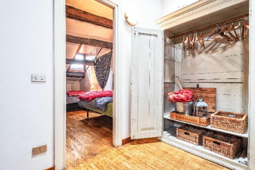 Loft Overlooking The Old Town . Feltre Luaran gambar