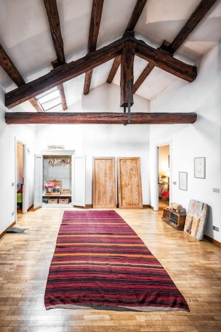 Loft Overlooking The Old Town . Feltre Luaran gambar