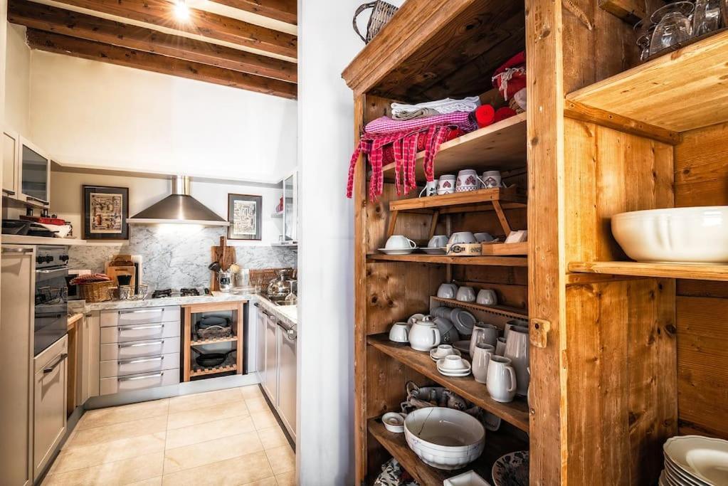 Loft Overlooking The Old Town . Feltre Luaran gambar